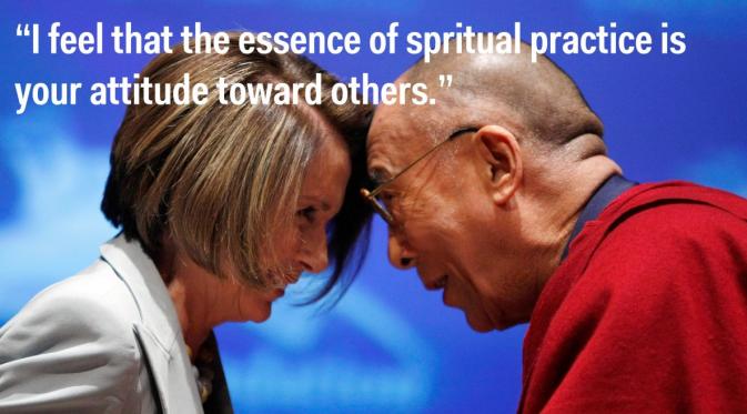 12 Quote Dalai Lama Bikin Kamu Punya Konsep Baru Tentang Bahagia. | via: Business Insider