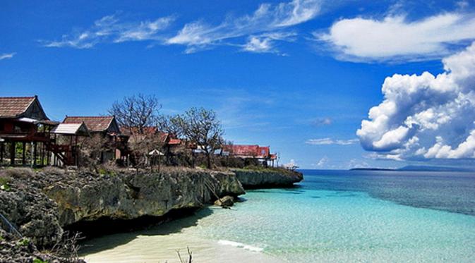 Tanjung Bira, Destinasi Para Traveler di Selatan Pulau Sulawesi. via: birabeachhotels.com