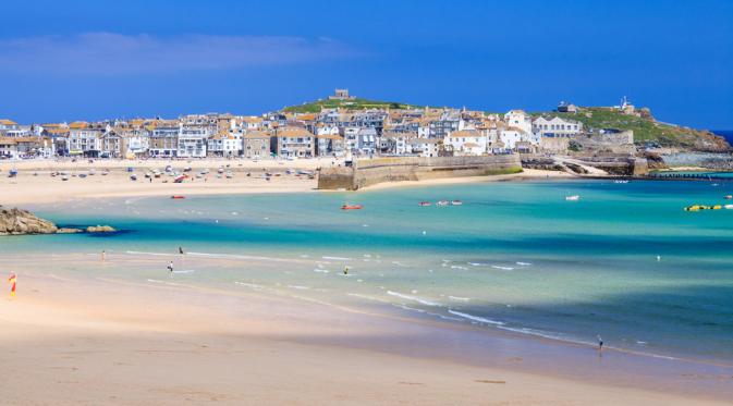 Cornwall (Via: shutterstock.com)