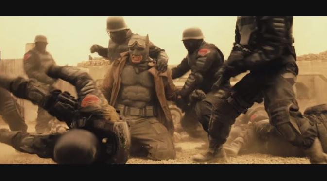 Dalam film Dawn of Justice, kita bisa melihat Batman versi baru yang mengenakan kacamata khusus (goggle).