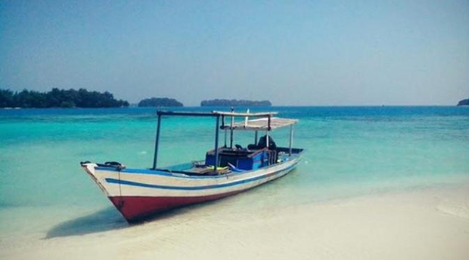 Pulau Harapan. | via: vivetoursid.com