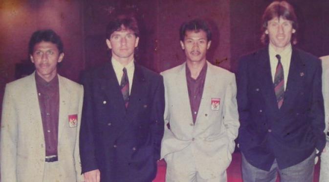 Eddy Harto (tengah), dua kali menangkan Indonesia dalam duel adu penalti di SEA Games 1991. (Dok. Pribadi)