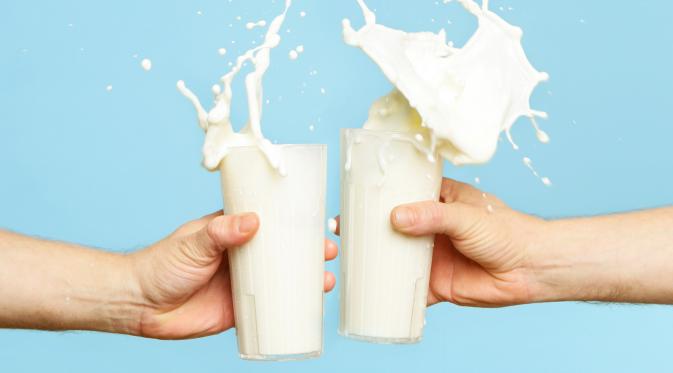 Produk susu juga kaya protein, yang ketika dipecah dalam perut Anda, menimbulkan hidrogen sulfida dan metil merkaptan pemicu bau busuk. (Istimewa)