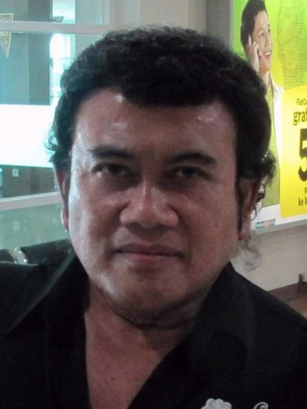 Rhoma Irama (en.wikipedia.org)