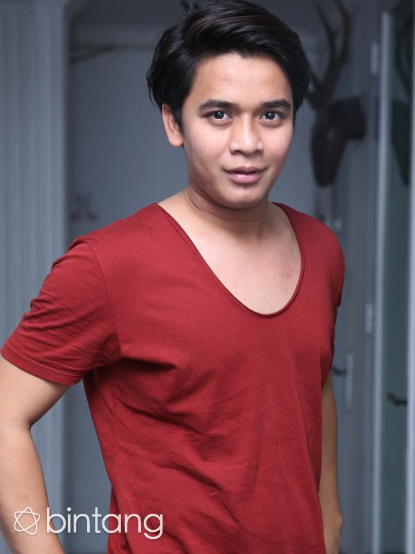 Billy Syahputra saat ditemui di lokasi syuting film 'Warisan Olga'. (Bintang/Galih Sigit)