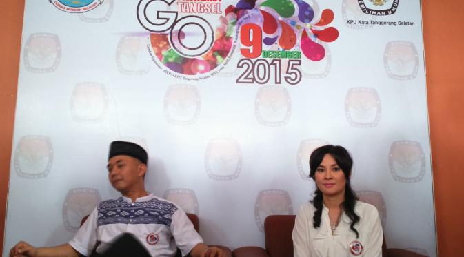 Bakal calon Walikota dan Wakil Walikota Tangerang Ikhsan Modjo dan Li Claudia Chandra. (Liputan6.com/Naomi Trisna)