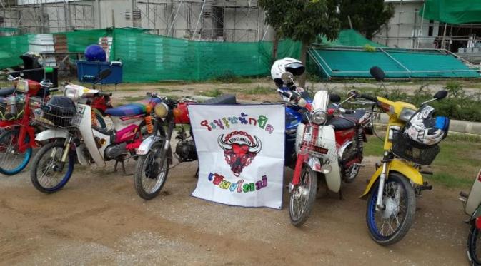 Gaya klub motor di Thailand