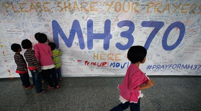 Melihat Kembali 'Tribute to MH370' yang Bikin Kamu Haru. | via: ctvnews.ca