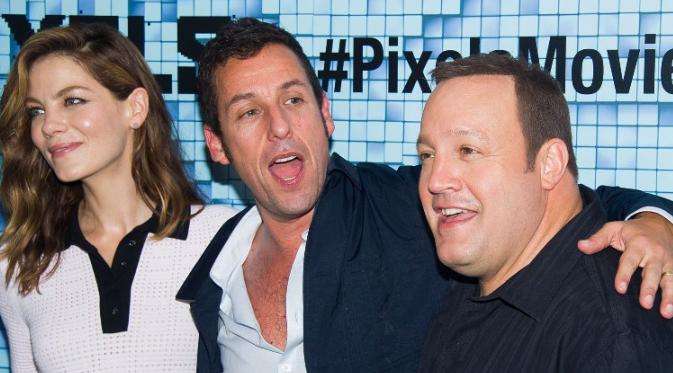 Michelle Monaghan-Adam Sandler-Kevin James di film Pixels. foto: magazine.foxnews.com