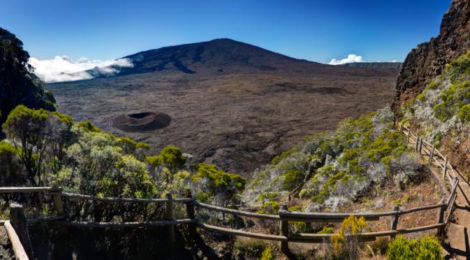 Pulau Reunion, Perancis. | via: reunionisland.net