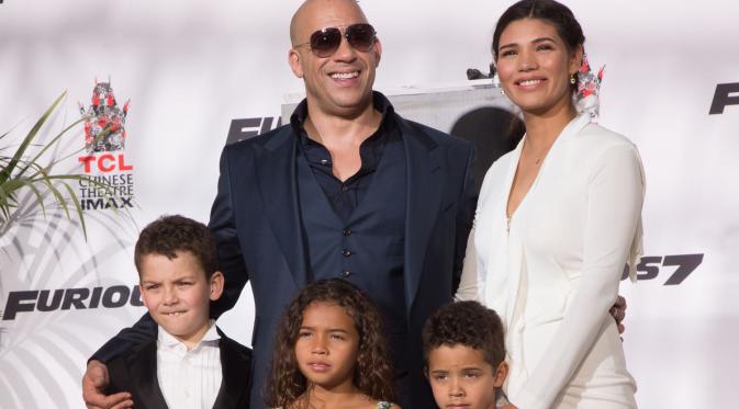 Vin Diesel dan keluarga (Foto: Just Jared)