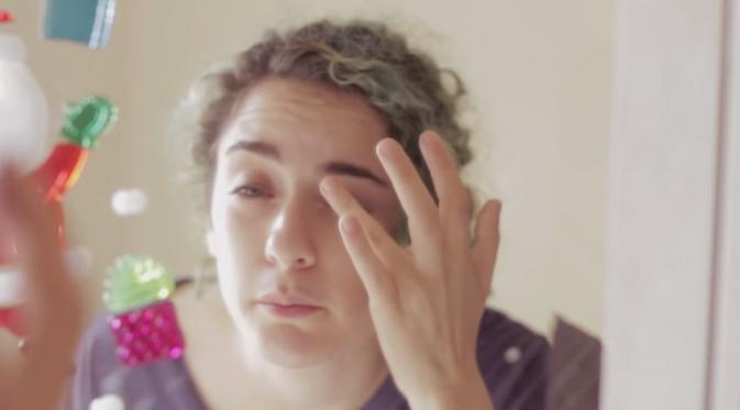 Trial makeup. (Via: youtube.com)