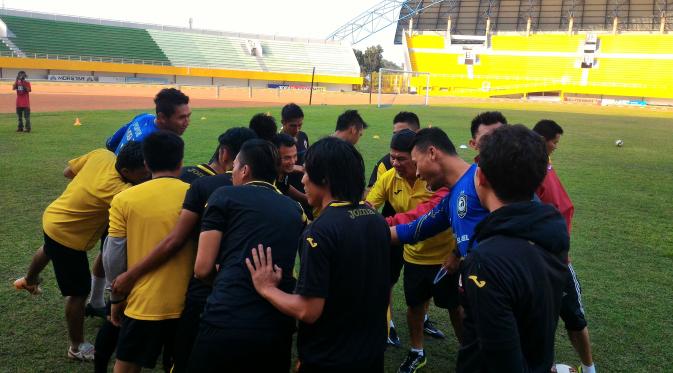 Sriwijaya FC tak mau kehilangan kans ke perempat final Piala Presiden. (Bola.com/Riskha Prasetya)