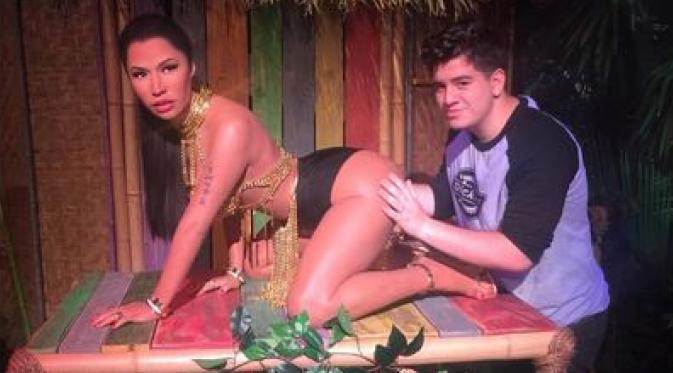Patung lilin Nicki Minaj diperlakukan dengan tidak pantas (via instagram.com/marcoabrenes/)
