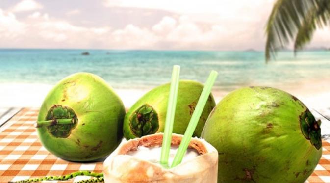 Manfaat air kelapa bagi kesehatan tubuh | Via: myhydrococo.com