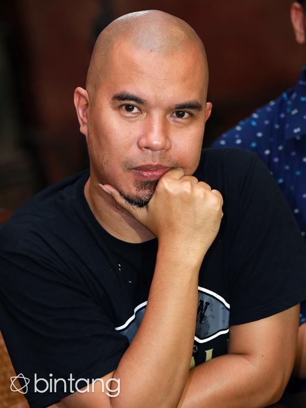  Foto preskon Ahmad Dhani Tentang Sidang Pra Peradilan Farhat Abbas Yang Ditolak PN Jakarta Selatan (Wimbarsana/bintang.com)