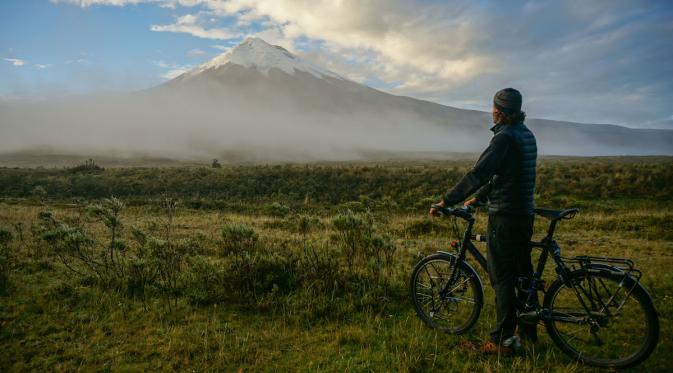 9 Potret yang 'Membawamu' ke Perjalanan Bersepeda di Ekuador. | via: theadventurejunkies.com