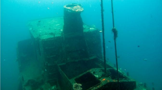 Tempat-tempat untuk Merasakan Petualangan Bawah Air yang Unik. | via: seaundersea.com