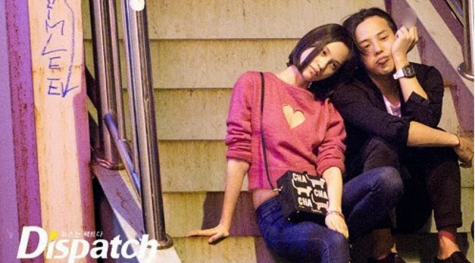 G-Dragon dan Kiko Mizuhara yang tertangkap kamera tengah menghabiskan waktu bersama [foto: Dispatch]