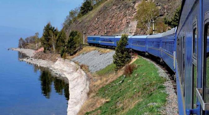 'Trans-Siberian Railway', Melintasi Rusia dengan 'Ular Besi'. | via: businessinsider.com