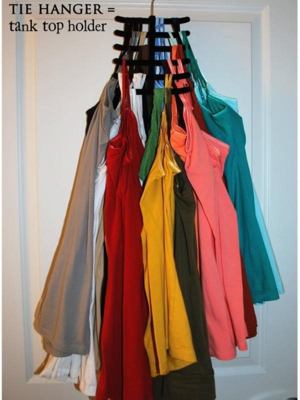 Pakaian berwarna-warni. (Via: blogger.com)