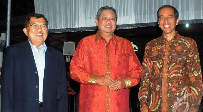 Wapres Jusuf Kalla, Mantan Presiden ke-6 SBY, Presiden Joko Widodo. (Liputan6.com/Herman Zakharia)