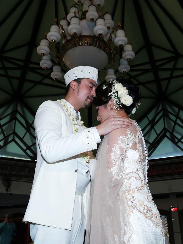 Foto Pernikahan Reza Pahlevi (Deki Prayoga/bintang.com)