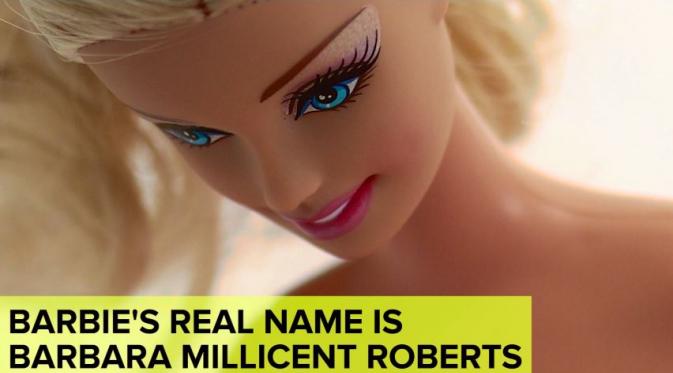 Nama asli Barbie adalah Barbara Millicent Roberts. (Via: youtube.com)