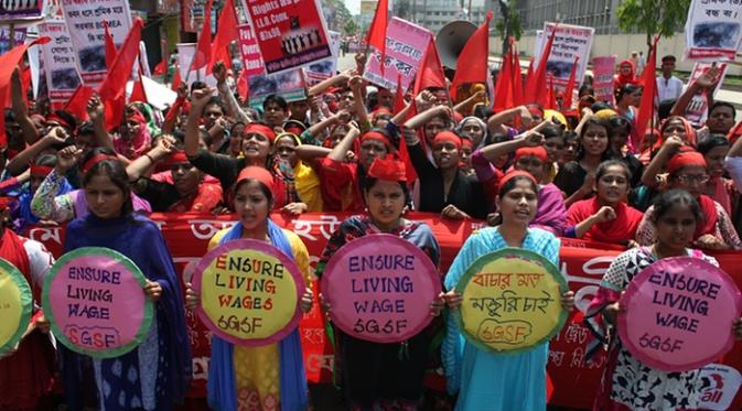 Demo buruh di India|  Via: theguardian.com
