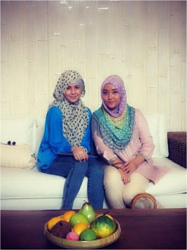 Transformasi hijab Risty Tagor (via Instagram/Risty Tagor)