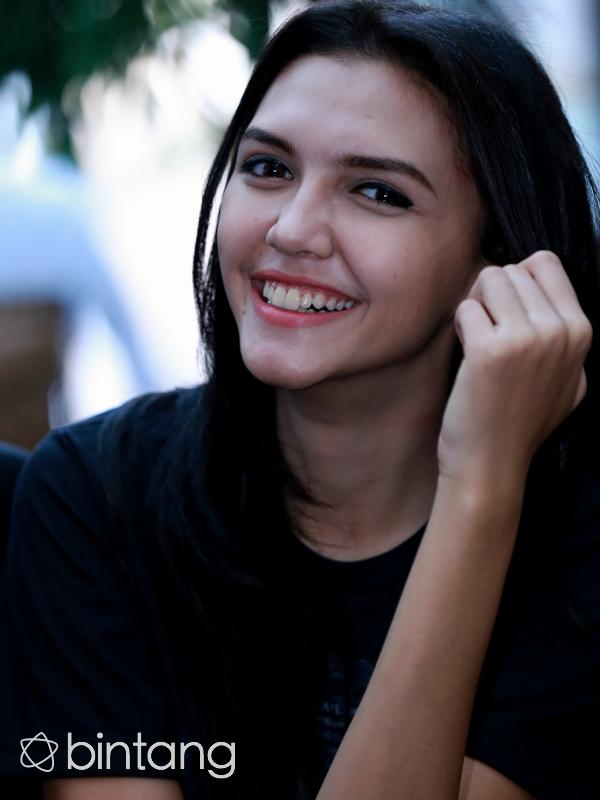 Alexa Key saat preskon film Demona. (Wimbarsana/Bintang.com)