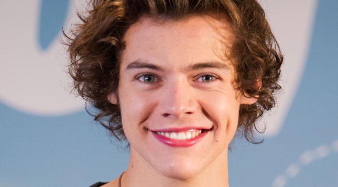 Tahun 2010 silam ketika Harry baru berusia 16 tahun, ia pernah mengikuti ajang pencarian bakat di sebuah televisi, The X-Factor. (Bintang/EPA)