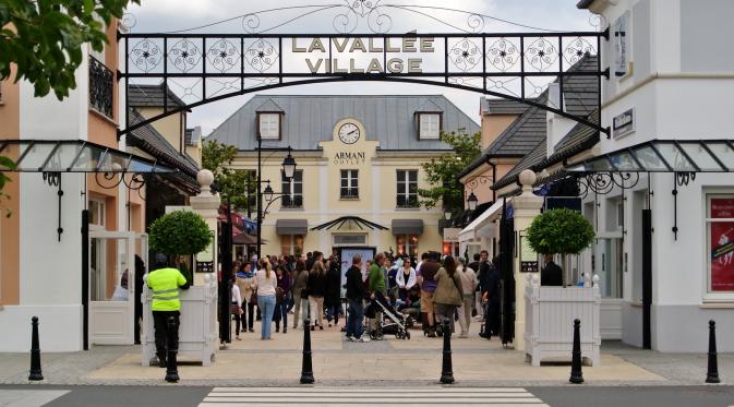 La Valee Village. | via: paris.stouring.fr