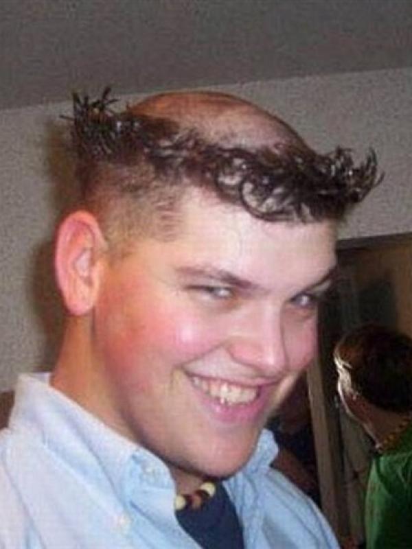 19 Gambar gaya rambut pria yang bikin kamu mual dan pusing | Via: lolwot.com