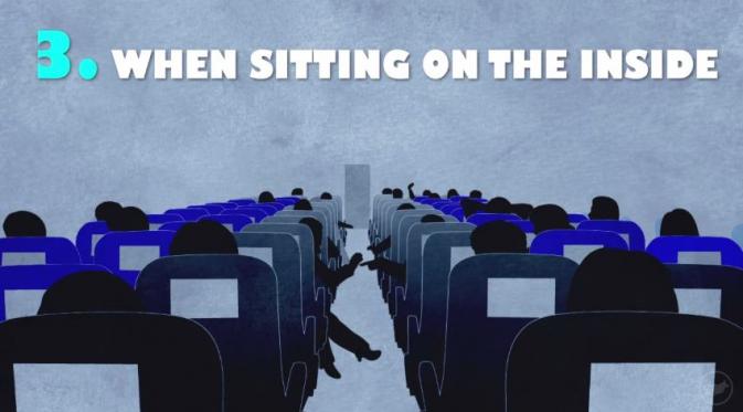 Ketika duduk di bagian dalam, minumlah sejam sekali. (Via: youtube.com)