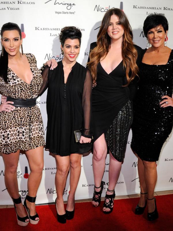 Kris, Kim, Khloe, Kourtney Kardashian (via zimbio.com)