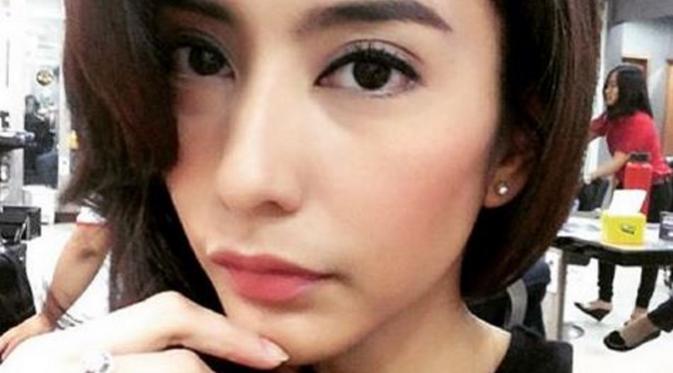 Tyas Mirasih juga menjadi saksi dalam perkara prostitusi artis dengan RA sebagai tersangka. (Instagram @tyasmirasih)