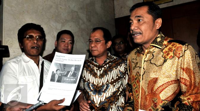 Sejumlah anggota DPR melaporkan Setya Novanto dan Fadli Zon ke Mahkamah Kehormatan Dewan, Jakarta, Senin (7/9/2015). Mereka menilai telah melakukan pelanggaran etik dengan menghadiri kampanye calon Presiden AS Donald Trump. (Liputan6.com/Johan Tallo) 