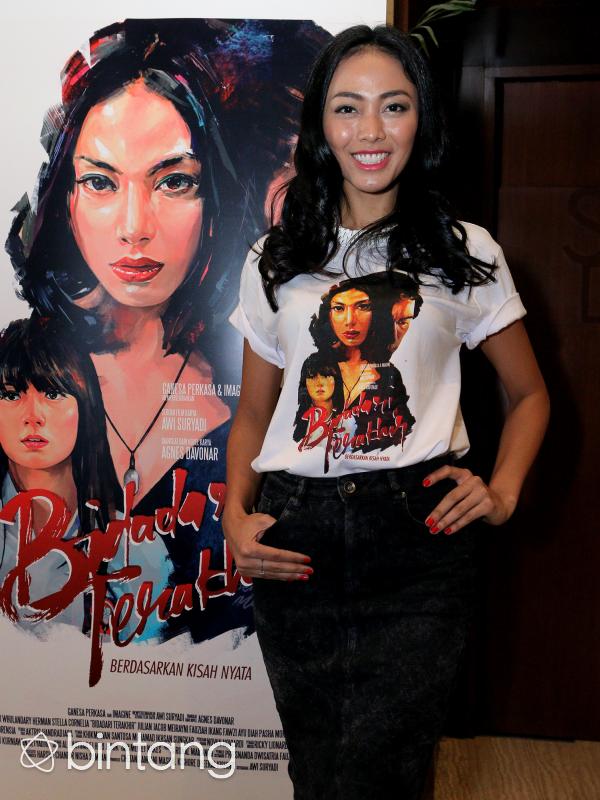Whulandary Herman saat preskon film Bidadari Terakhir. (Wimbarsana/Bintang.com)