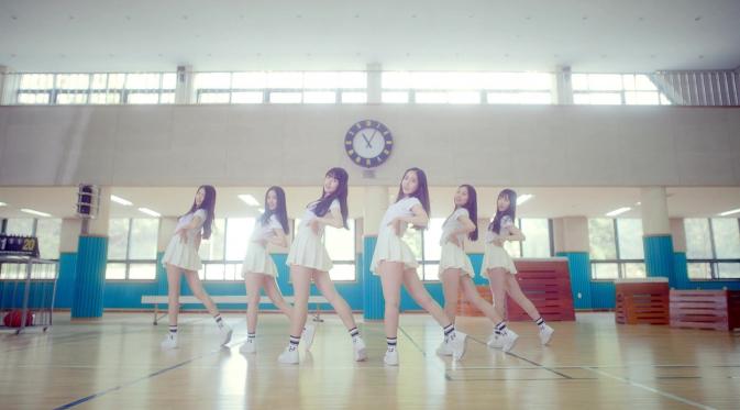 G-Friend debut pada Januari 2015