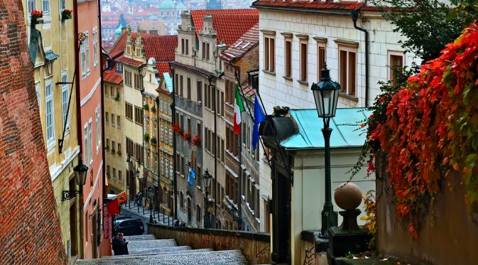 8 Cara untuk Menikmati 'Traveling' Hemat di Prague, Republik Ceko. | via: snipview.com