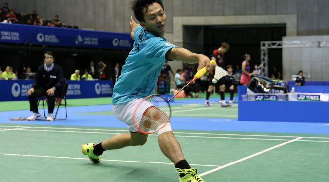 Tunggal putra Indonesia Ihsan Maulana Mustofa mengalahkan Marc Zwibeler asal Jerman di babak pertama Japan Open Super Series 2015 di Tokyo, Jepang, Rabu (9/9/2015). (Liputan6.com/Humas PP PBSI)