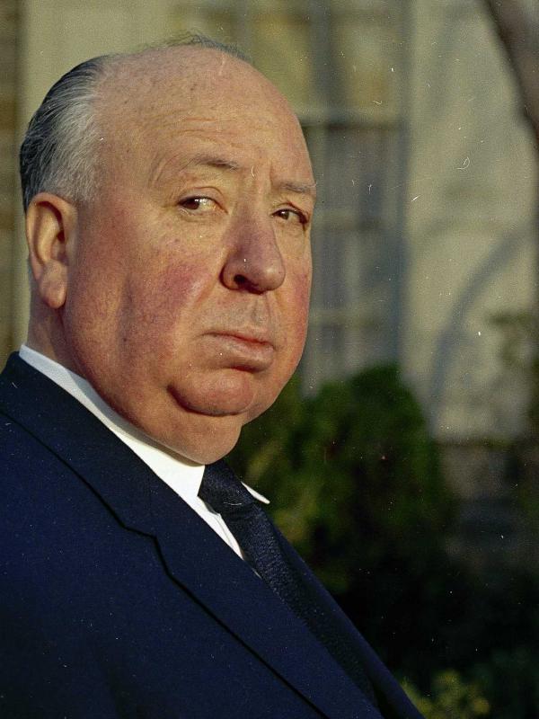 Alfred Hitchcock memiliki fobia terhadap telur. (Foto: businessinsider.com)
