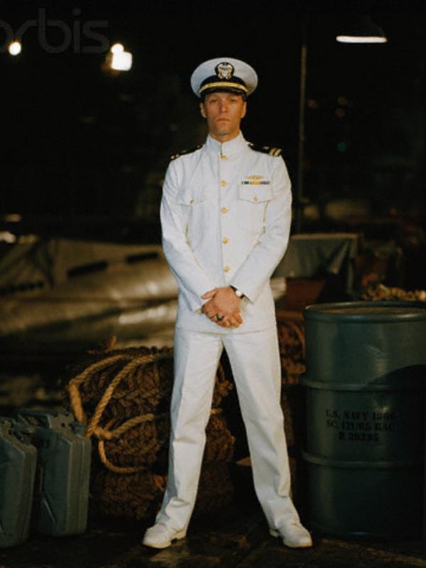 Penampilan Bon Jovi dalam film U-571. Foto: via .studentsoftheworld.info