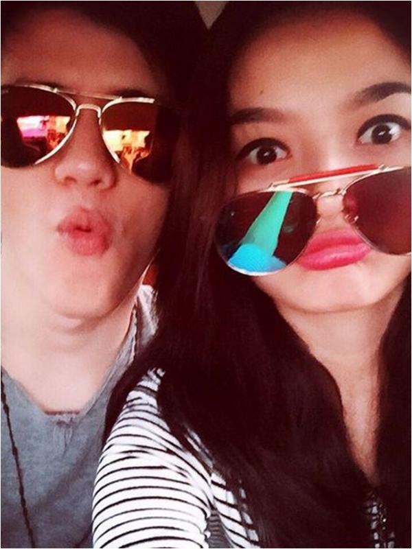 Kemesraan Siti Badriah dan James Thomas (via Instagram/James Thomas)