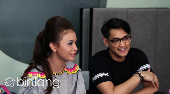 Rossa dan Afgan (Wimbarsana/Bintang.com)