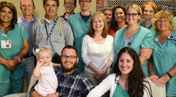 Keluarga kecil ini berkumpul bersatu di Carolinas HealthCare System NorthEast (Foto: keluarga Sarah)