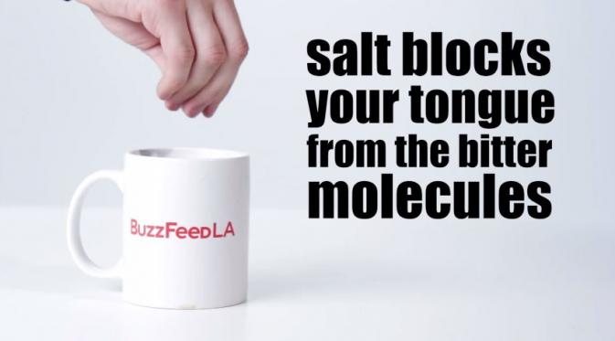 Kopimu kepahitan? Tambahkan sejumput garam untuk menetralkan rasa pahit di lidahmu. (Via: youtube.com)