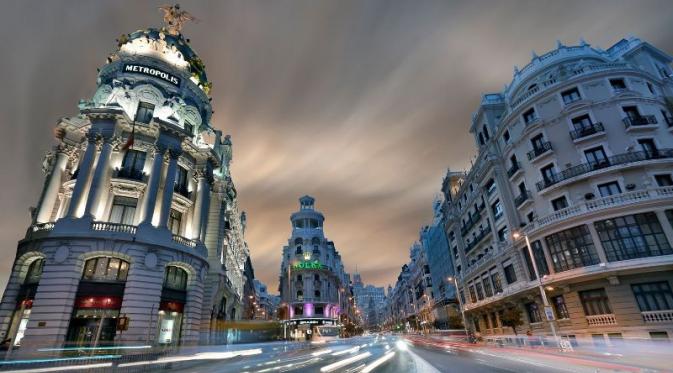 Madrid, Spanyol | Via: yourlandmyland.com