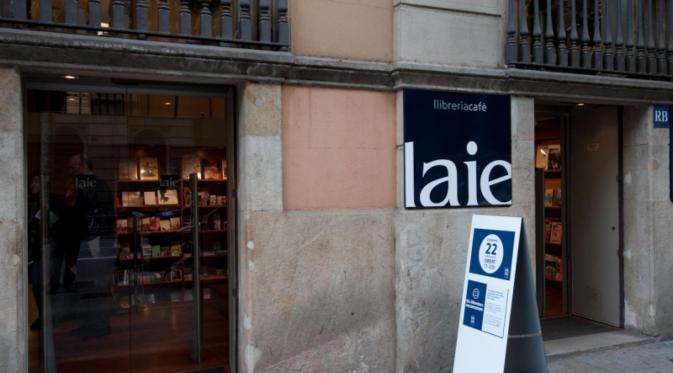 7 Tempat Paling Nyaman Buat Baca Buku di Barcelona | via: tour-barcelona.com